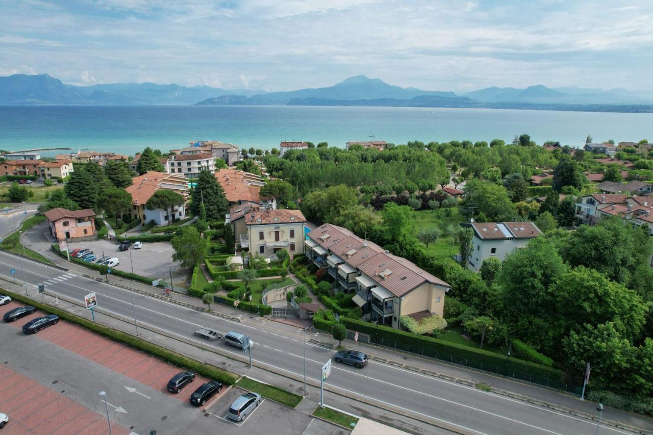 Bell'Italia Holiday Apartment Peschiera Peschiera del Garda Exterior foto