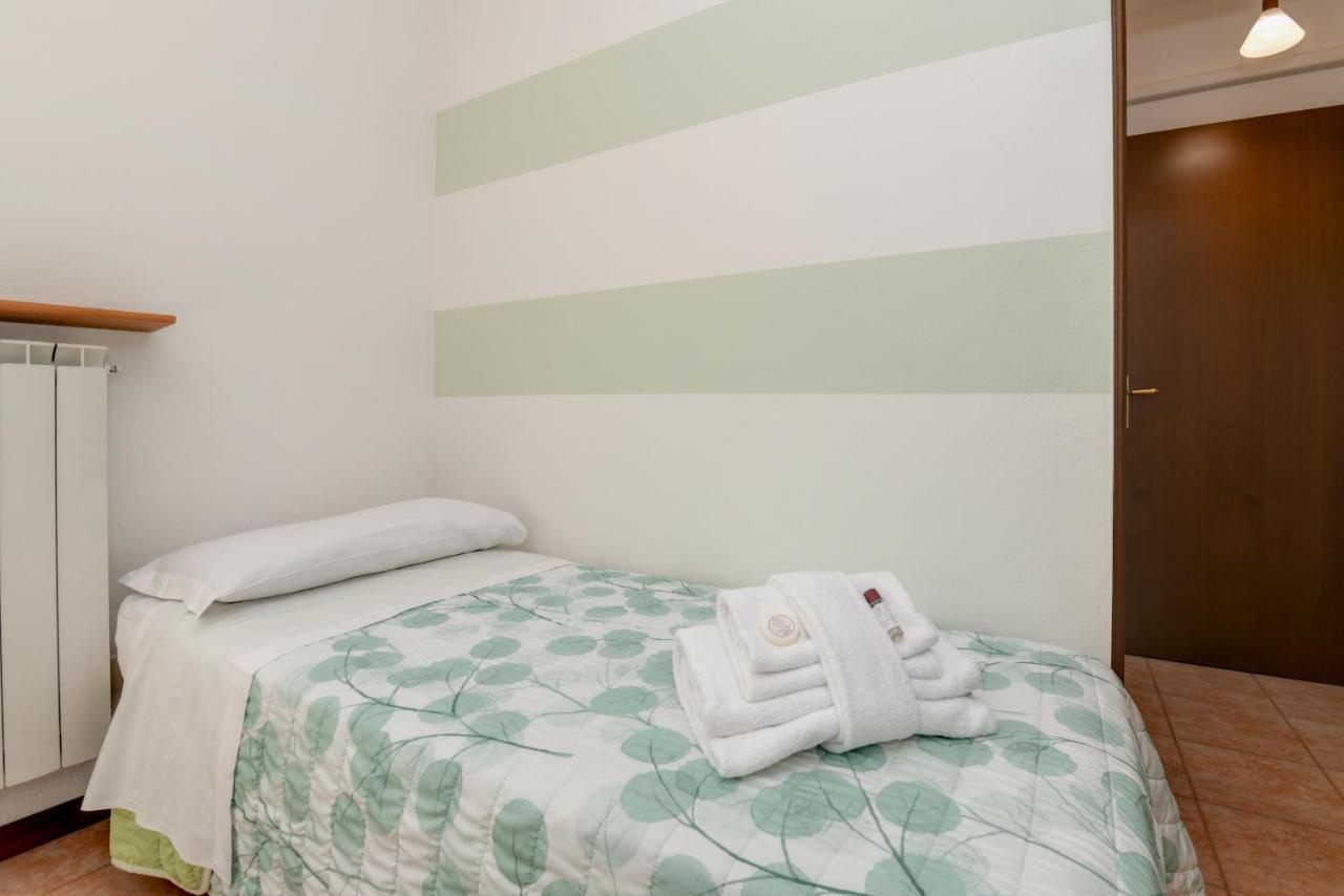 Bell'Italia Holiday Apartment Peschiera Peschiera del Garda Exterior foto