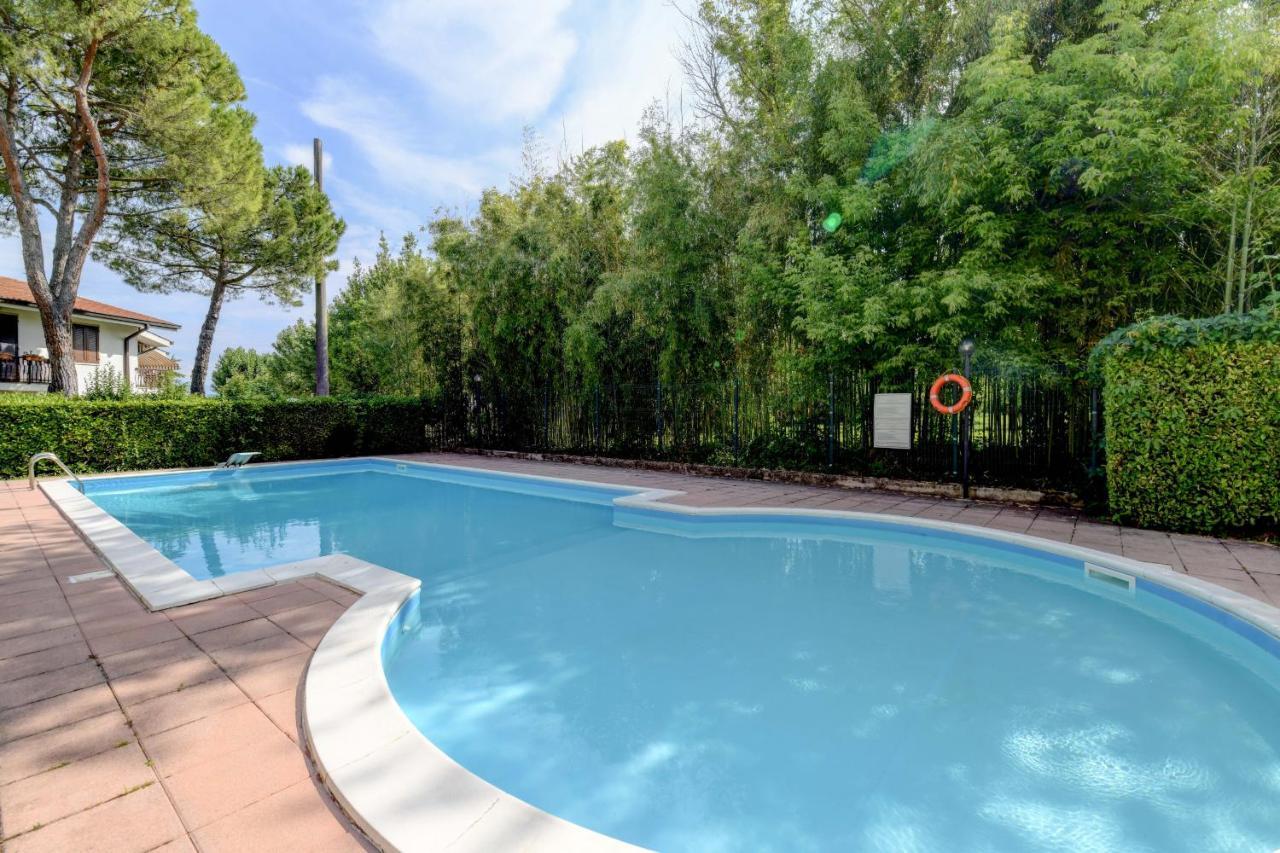 Bell'Italia Holiday Apartment Peschiera Peschiera del Garda Exterior foto